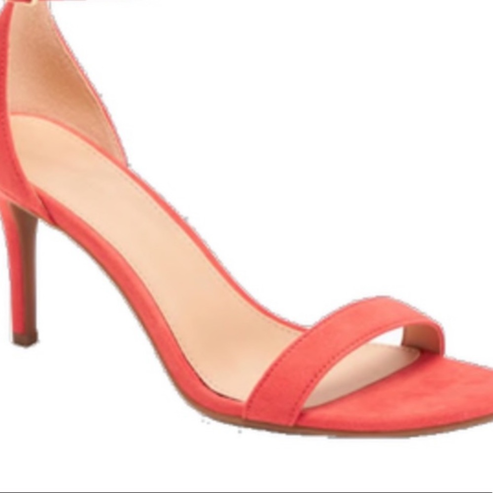NWT Old Navy Coral Strap Sandals (size 8)